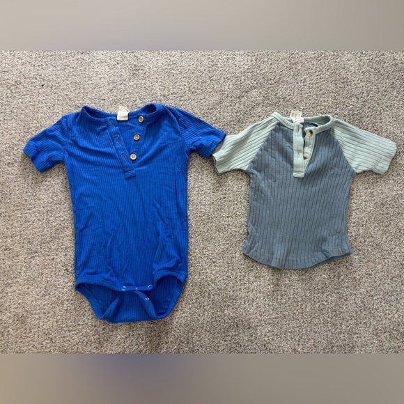 Lot of kate quinn short sleeve bodysuit/henley tee organic cotton modal 6-12 mo - Picture 1 of 3